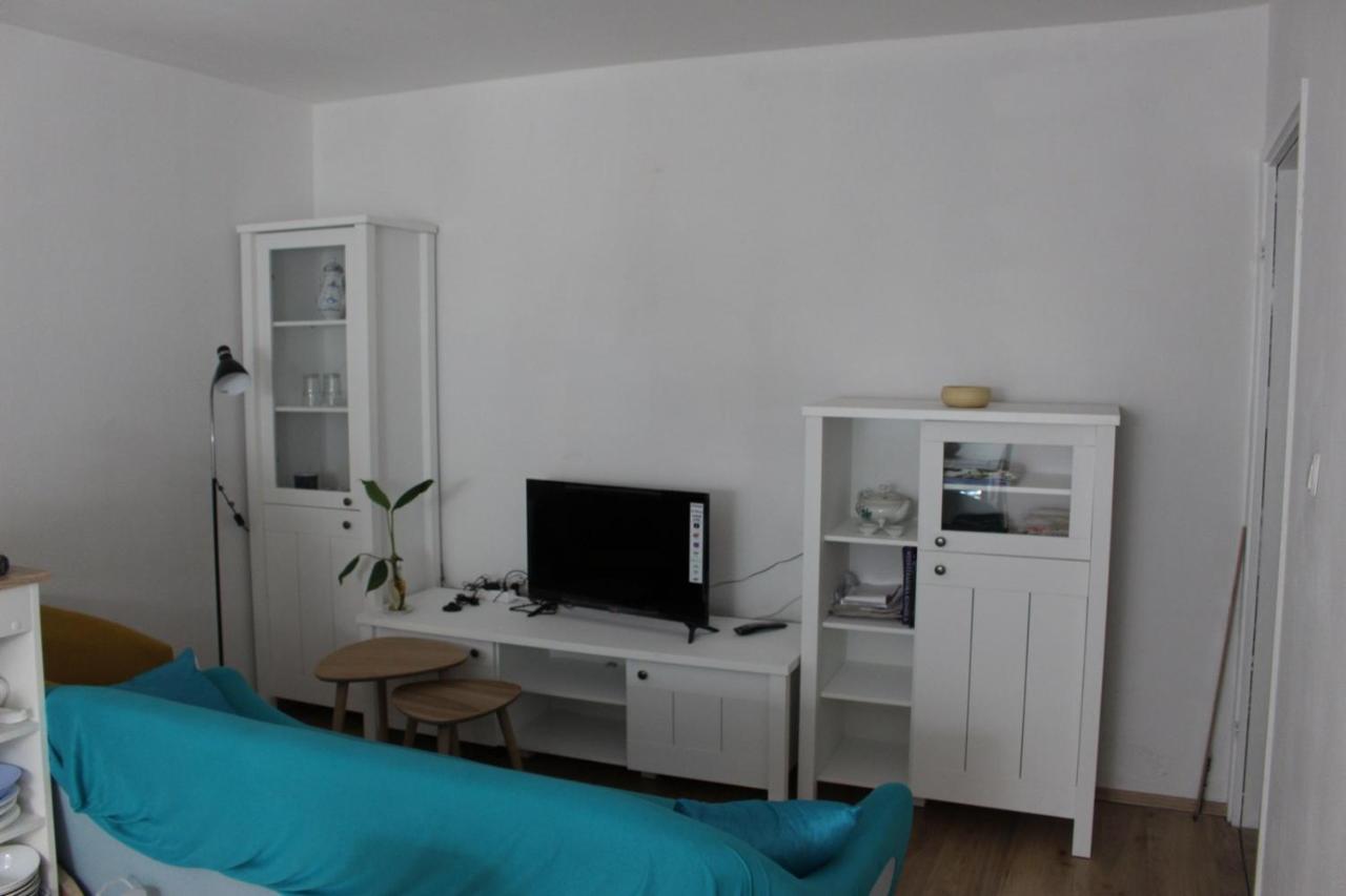 Blue Harbour No. 15 Apartment Veli Iž Exterior foto